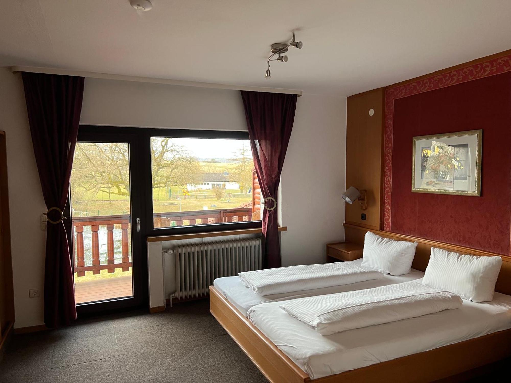 Hotel Wettlaufer Хомберг Экстерьер фото